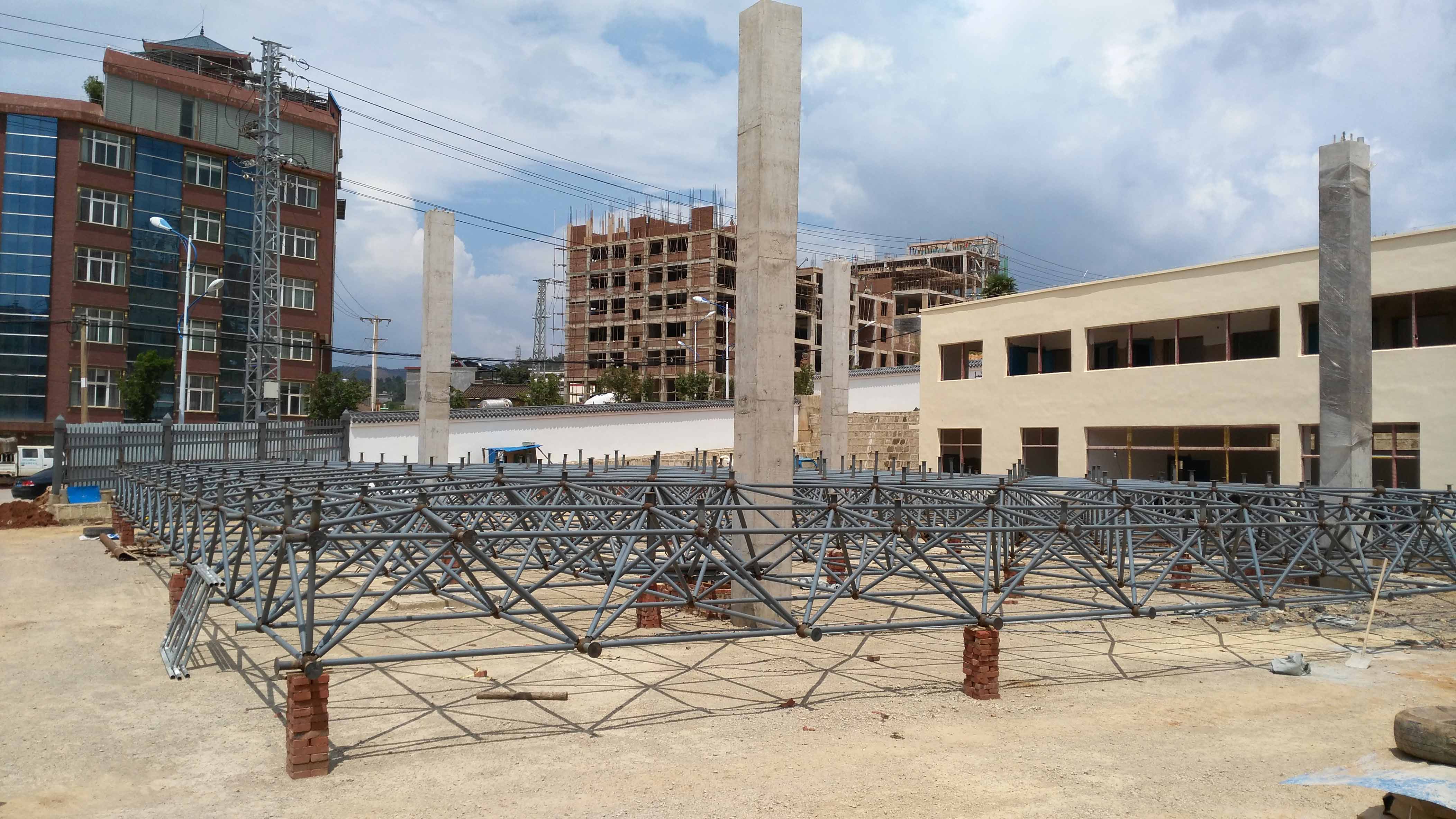 大渡口小型加油站网架