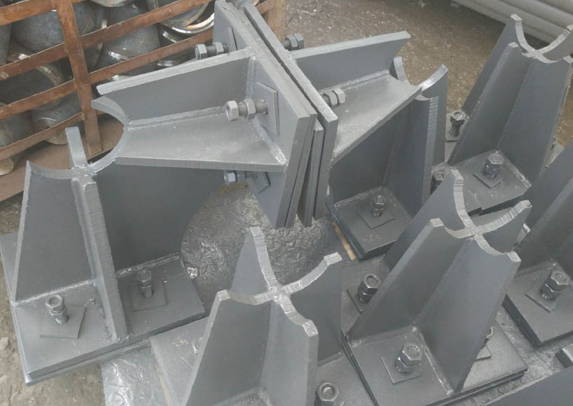 大渡口煤棚网架双向支座